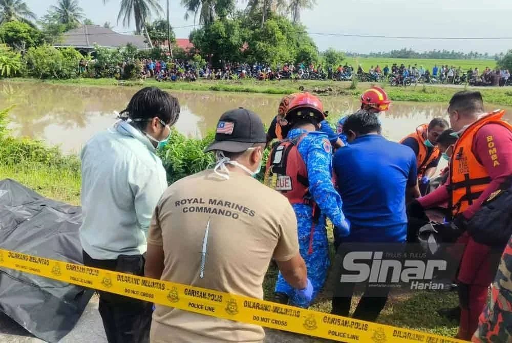 Mayat terdiri daripada seorang lelaki dewasa, seorang wanita dewasa, tiga kanak-kanak dan seorang bayi. FOTO/ SINAR HARIAN.